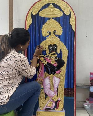 Army Bhanderi working on artwork of Balak Ram (idol), Child form of Hindu deity Rama